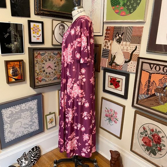 Only Necessities Purple White Pink Polyester Short Sleeve Zip Front House Dress - Picture 3 of 7